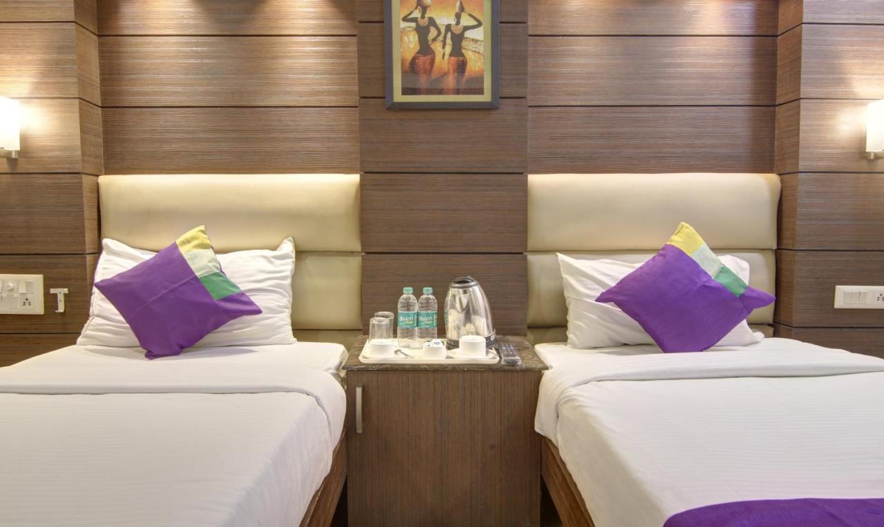 Treebo Trend Elite Hotel Nueva Delhi Exterior foto