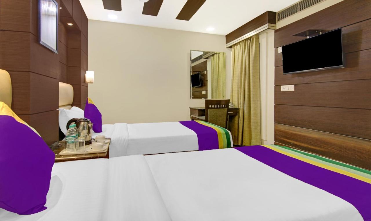 Treebo Trend Elite Hotel Nueva Delhi Exterior foto