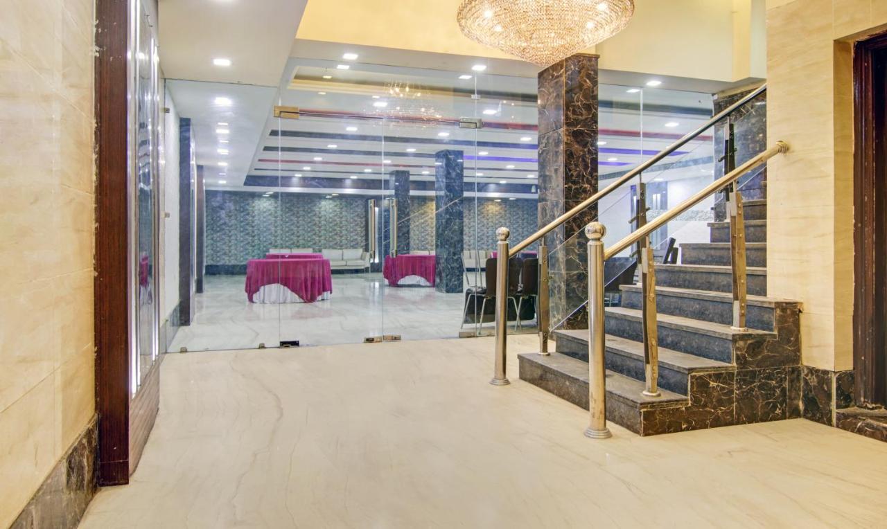 Treebo Trend Elite Hotel Nueva Delhi Exterior foto